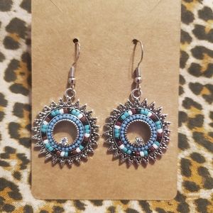 Sead bead round earrings